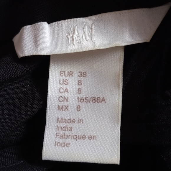 Black Cut-Out Flowy Dress H&M - Picture 4 of 5